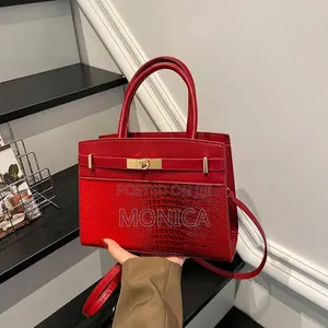 Chic Female Handbags