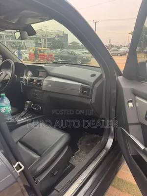 Mercedes-Benz GLK-Class 2011 Beige