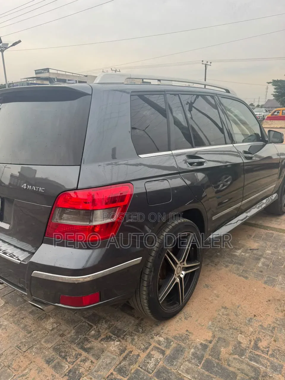 Mercedes-Benz GLK-Class 2011 Beige