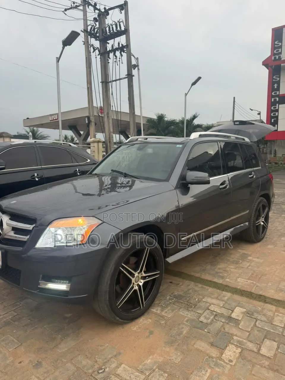 Mercedes-Benz GLK-Class 2011 Beige