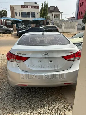 Hyundai Elantra 2013 Silver