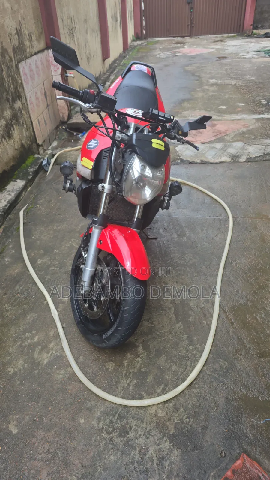 Suzuki GSX-R 2012 Red