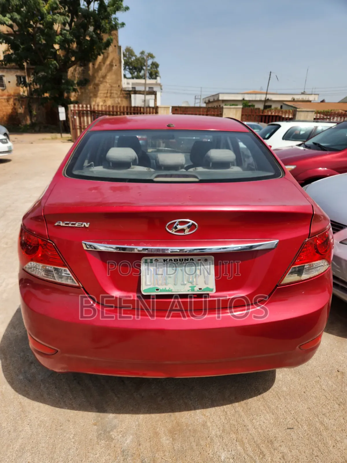 Hyundai Accent GLS 2013 Maroon