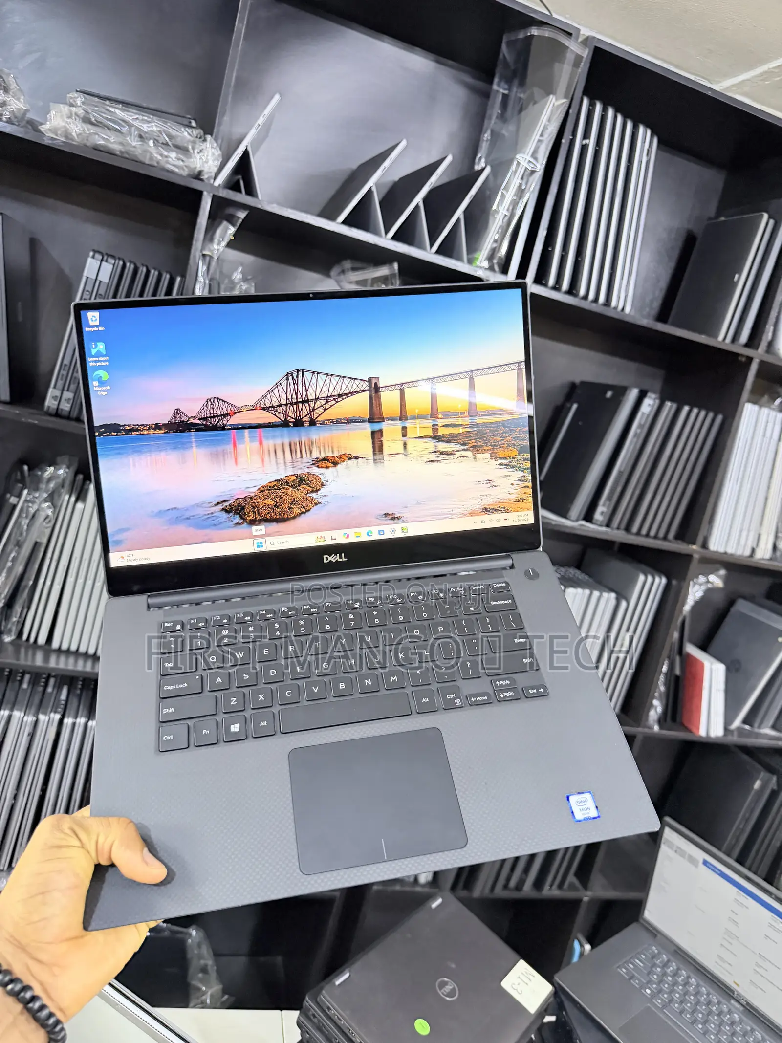 Laptop Dell Precision 5540 16GB Intel Xeon SSD 512GB