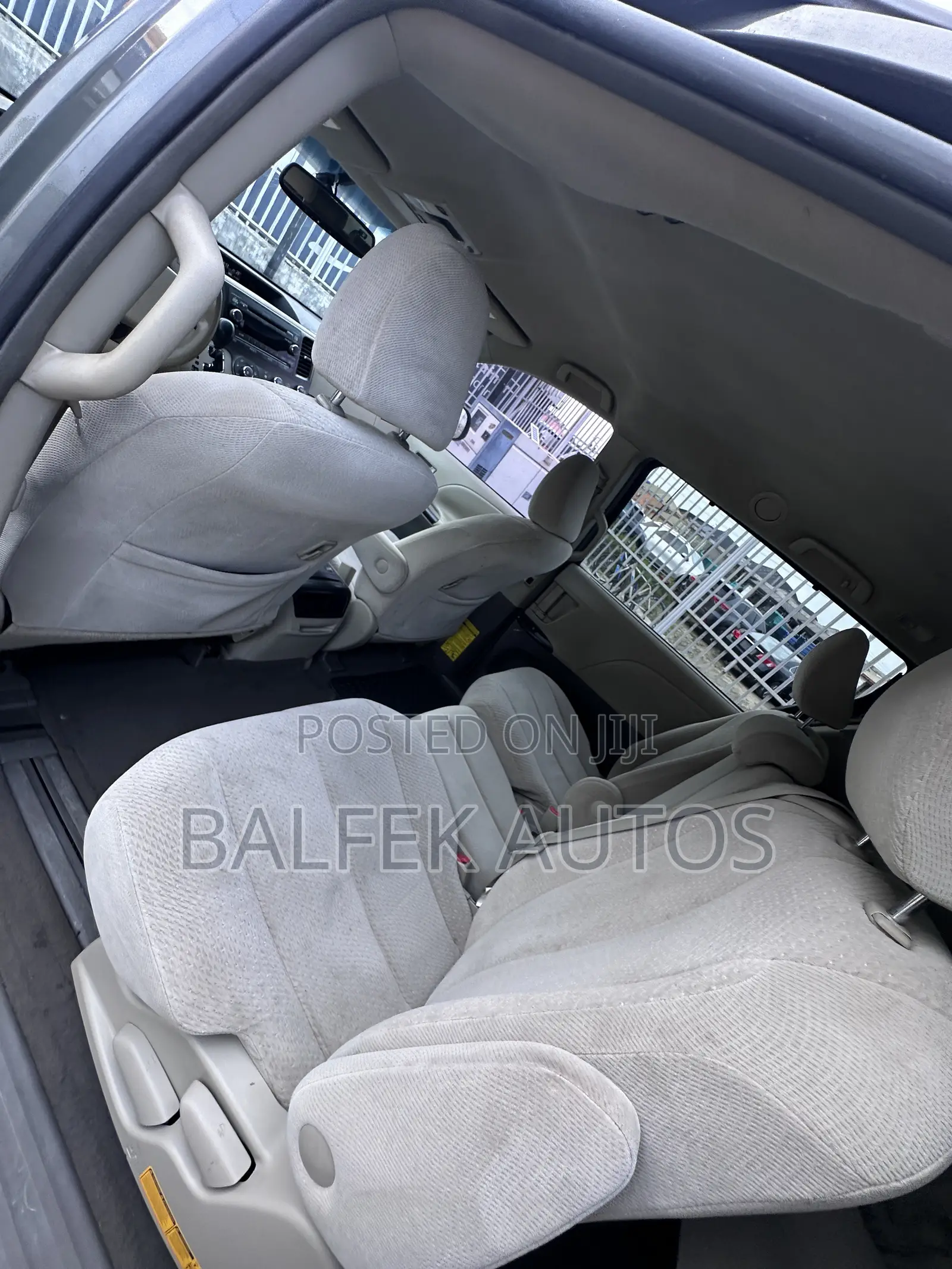 Toyota Sienna 2011 Gray