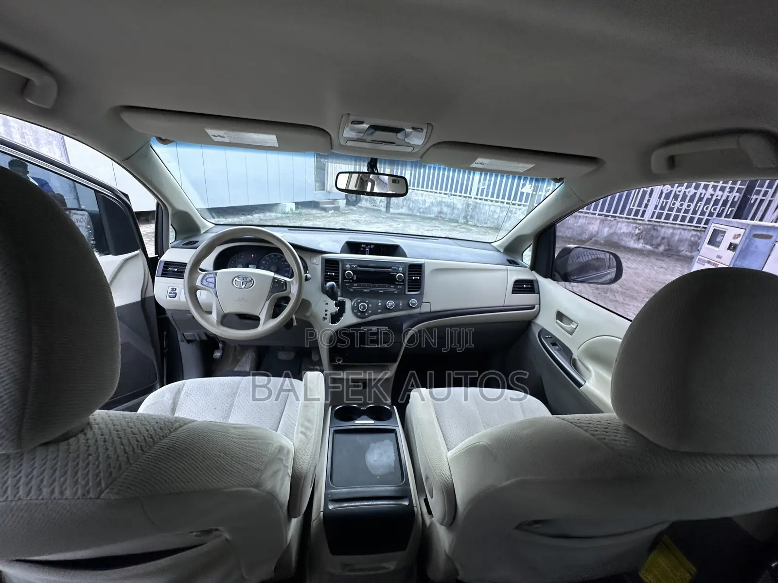 Toyota Sienna 2011 Gray