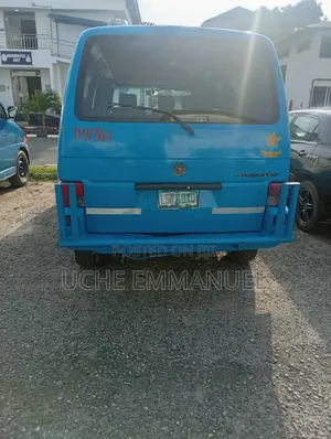 Volkswagen Transporter 2005 Blue