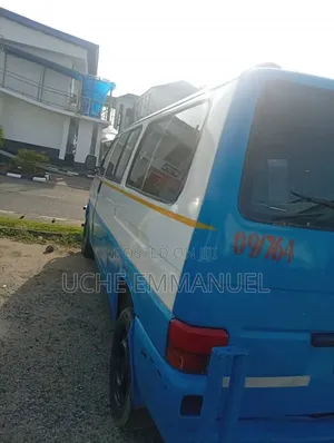 Volkswagen Transporter 2005 Blue