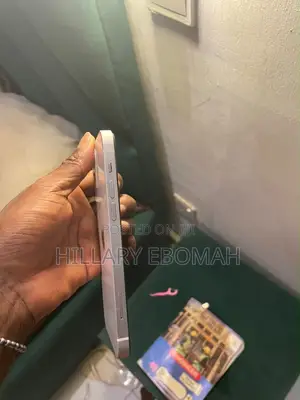 Apple iPhone 13 128 GB White
