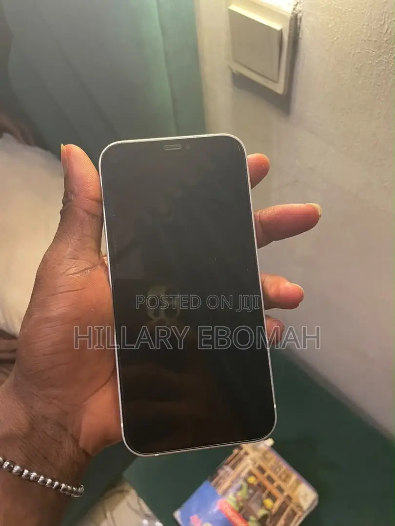 Apple iPhone 13 128 GB White