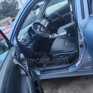 Toyota Highlander 2010 Blue