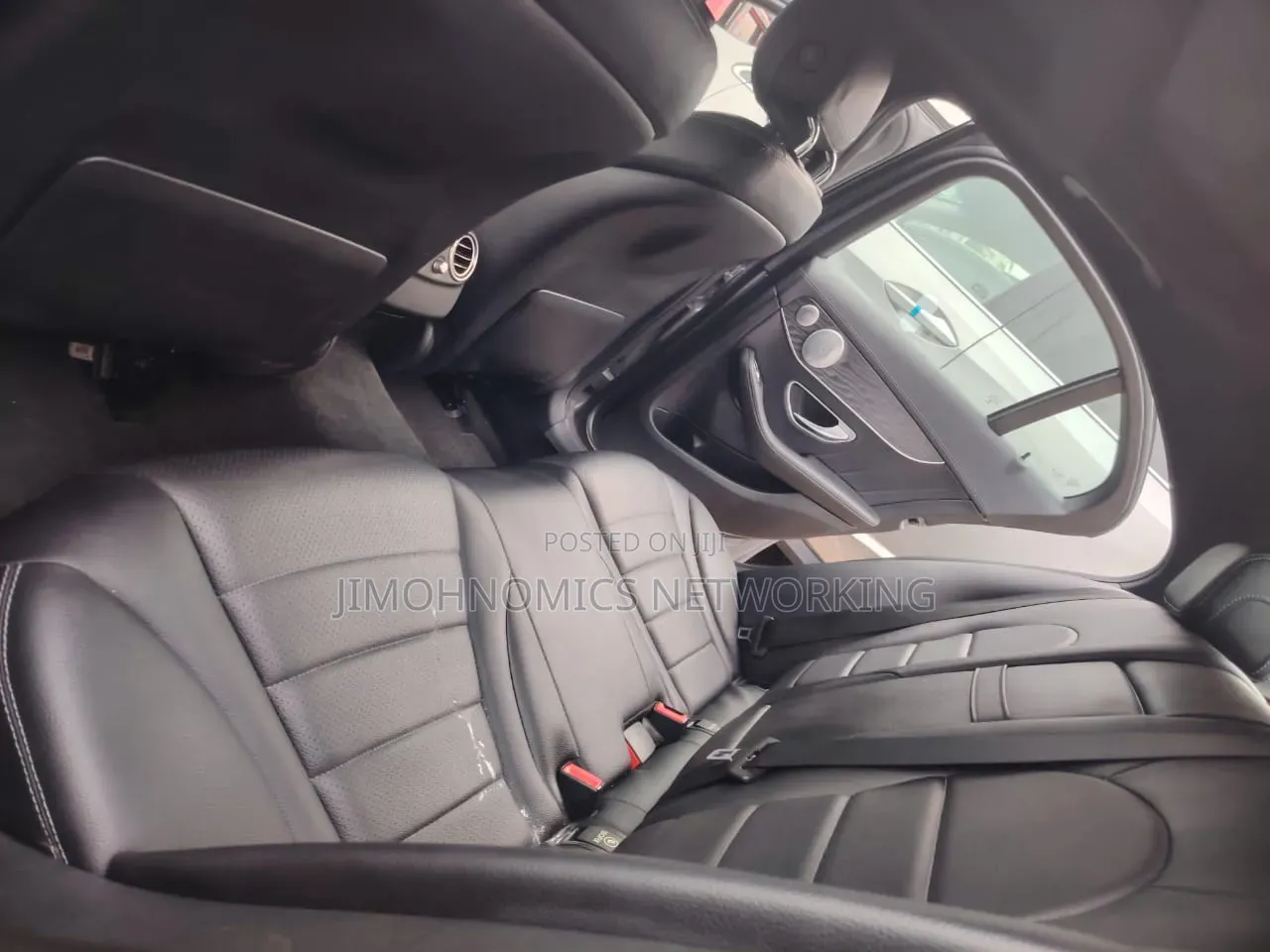 Mercedes-Benz C300 2016 Silver
