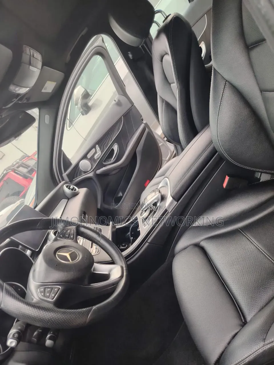 Mercedes-Benz C300 2016 Silver