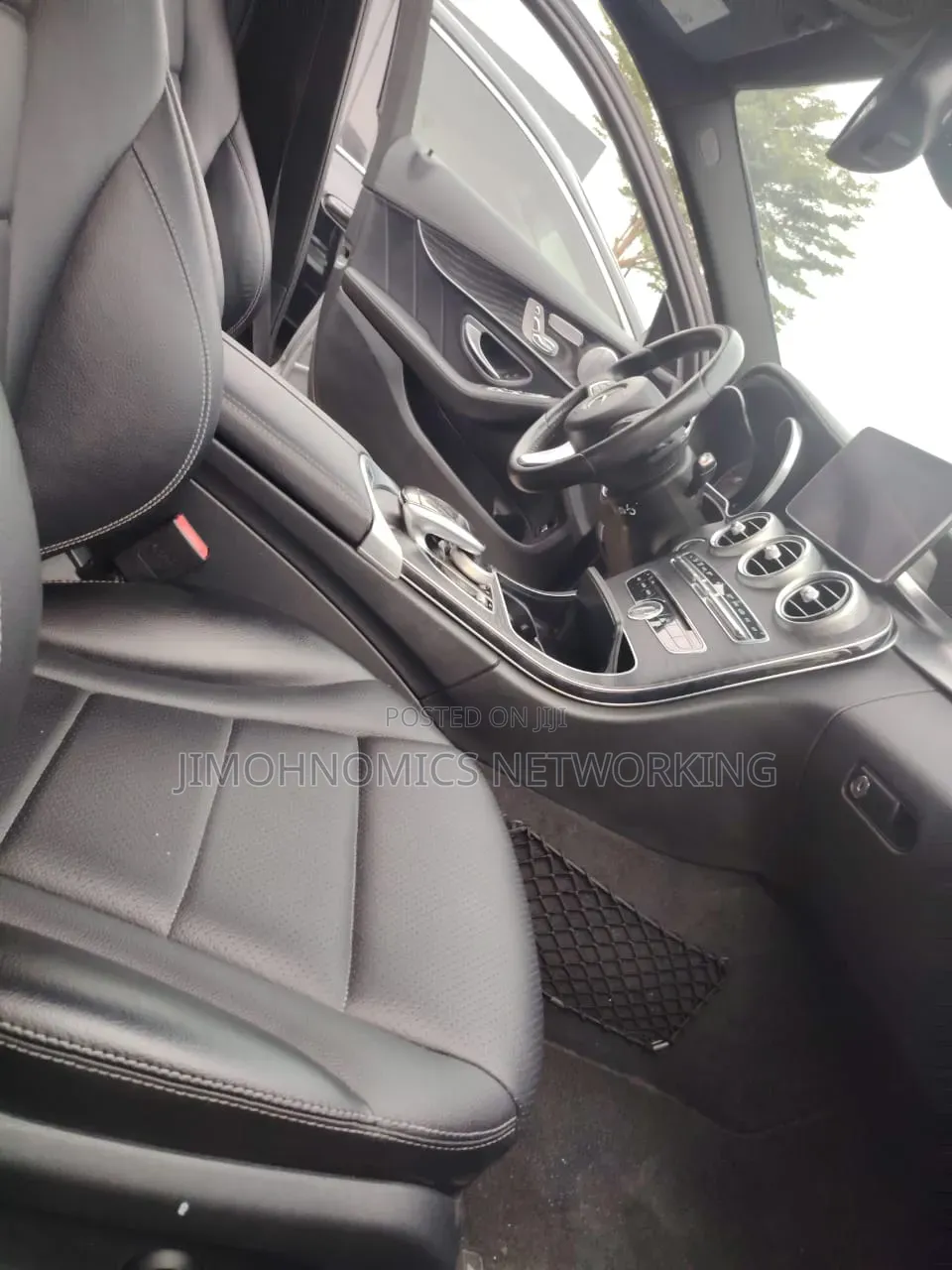 Mercedes-Benz C300 2016 Silver
