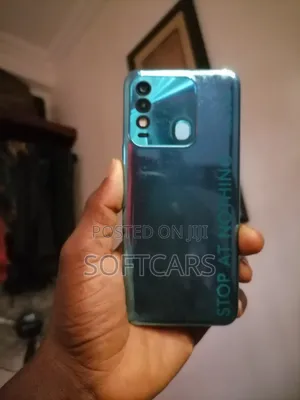 Tecno Spark 8 64 GB Blue