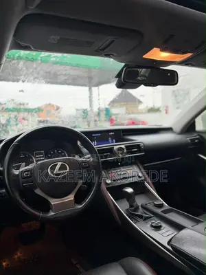 Lexus IS 300 AWD 2018 Silver