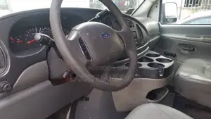 Ford E350 2006 White