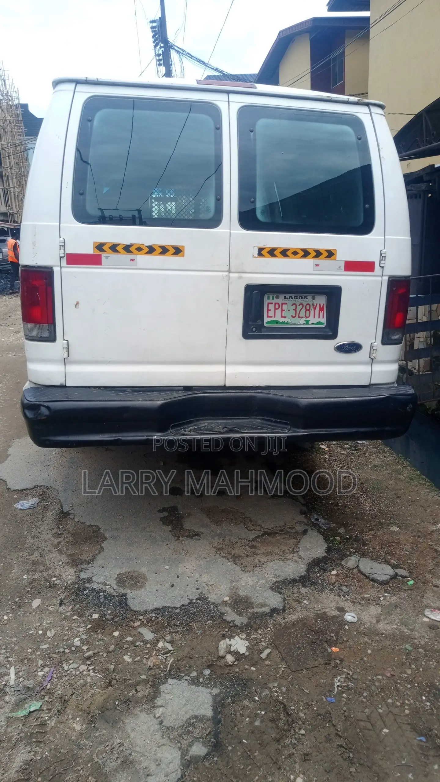 Ford E350 2006 White