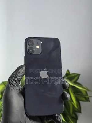 Apple iPhone 12 64 GB