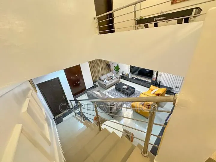 Sspacious & Serviced 3bed Duplex