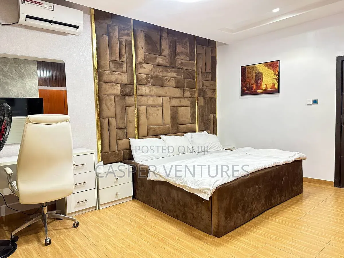 Sspacious & Serviced 3bed Duplex