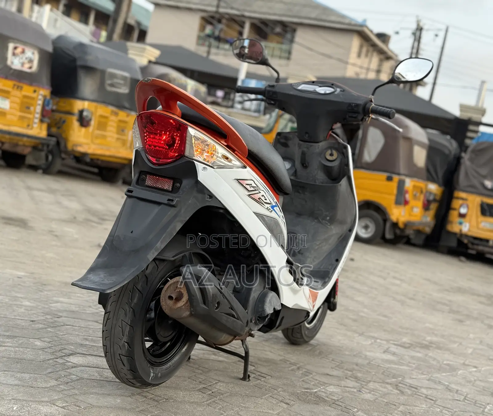 Kymco 2017 Orange