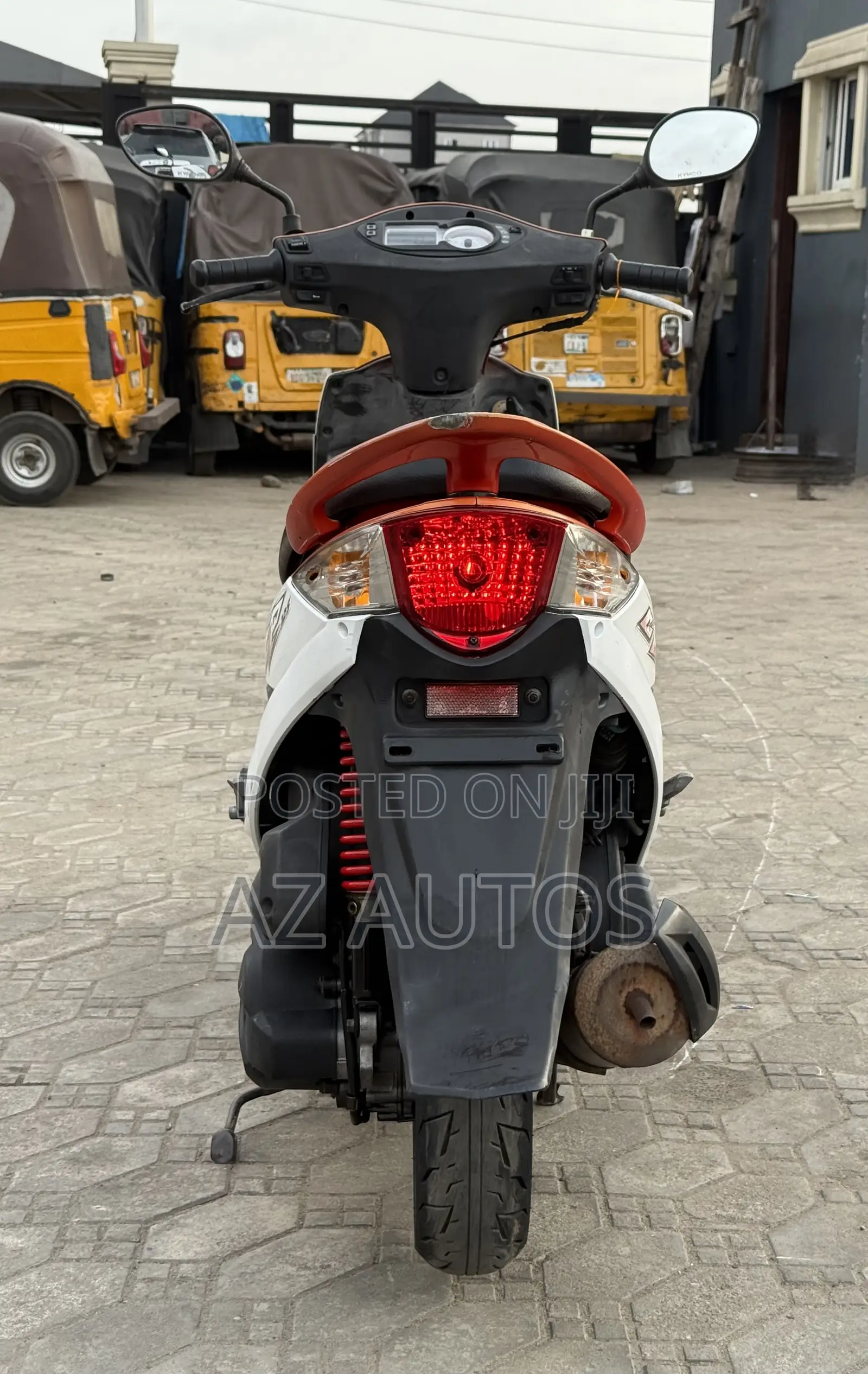 Kymco 2017 Orange