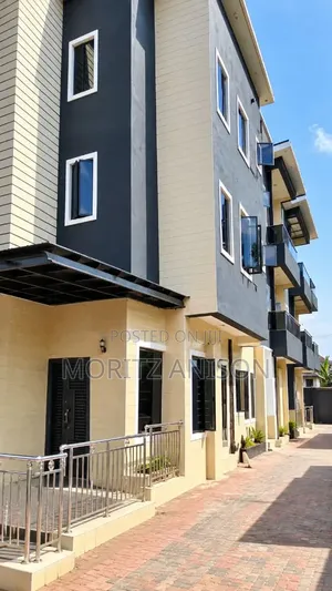 5bdrm Apartment in Premier Layout, Enugu for rent