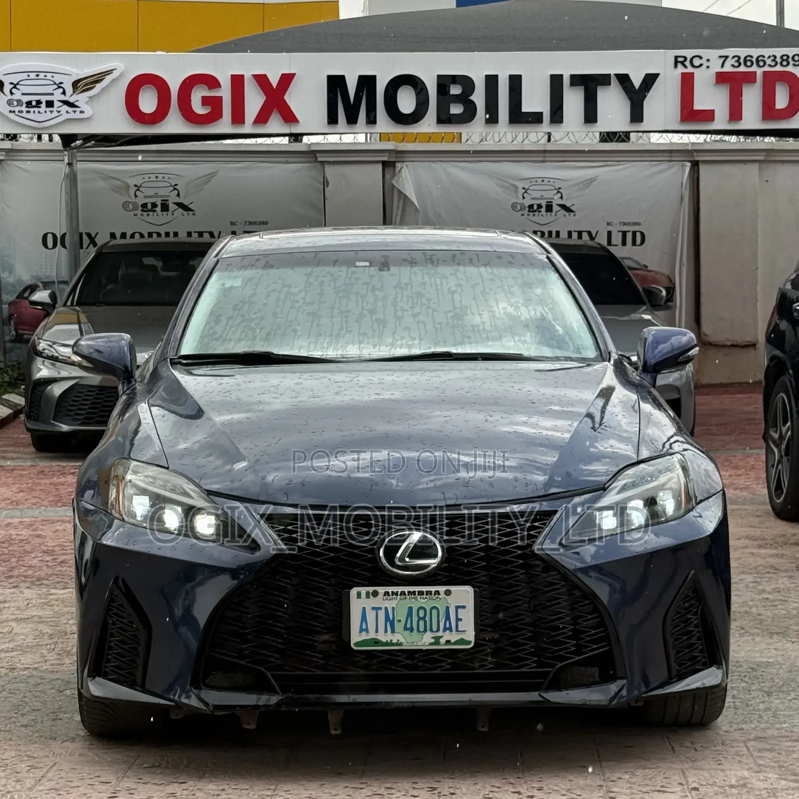 Lexus IS 250 2012 Blue