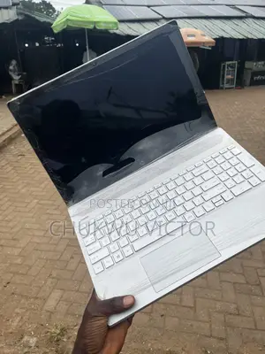 Laptop HP Pavilion 15 8GB Intel Core i5 SSD 256GB