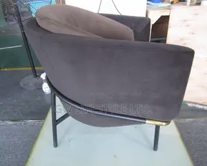 Koekohe Modern Velvet Accent Chair / Single Seater