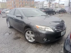 Toyota Camry 2011 Gray