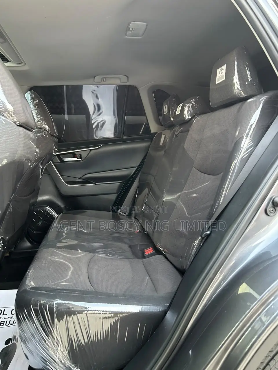Toyota RAV4 XLE AWD 2019 Gray