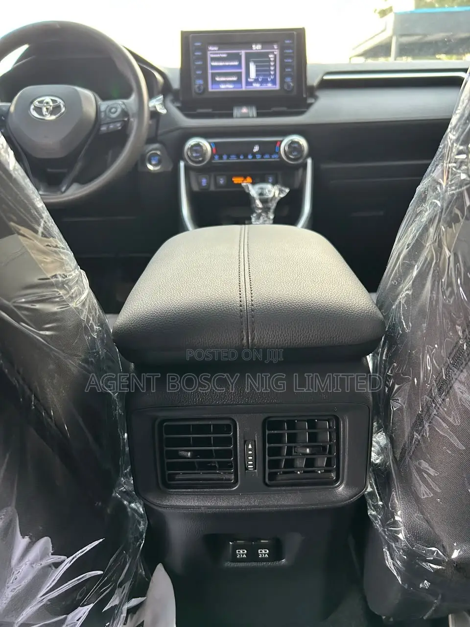 Toyota RAV4 XLE AWD 2019 Gray