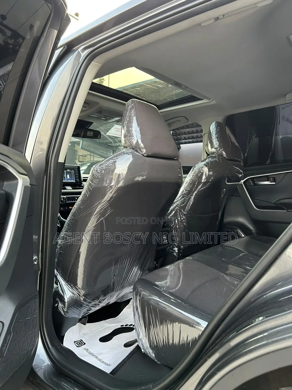 Toyota RAV4 XLE AWD 2019 Gray