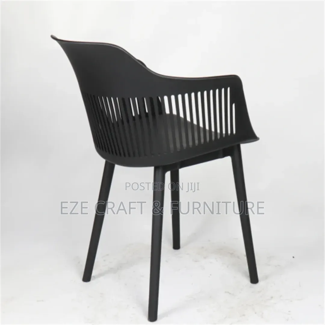 Nordic Sleek Resturant Chair