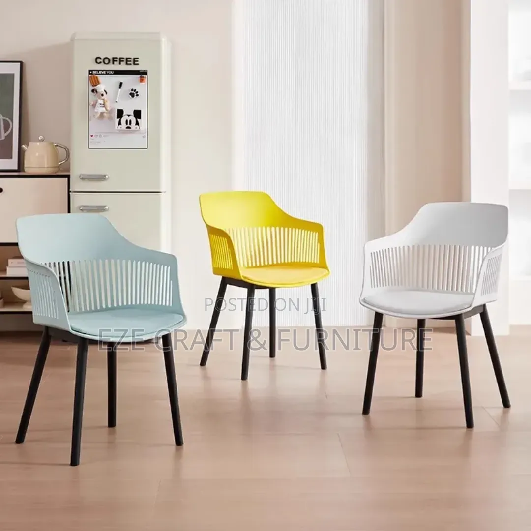 Nordic Sleek Resturant Chair