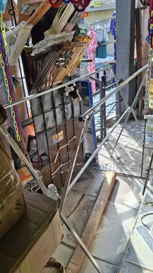 X Gaint Adjustable Cloth Rack