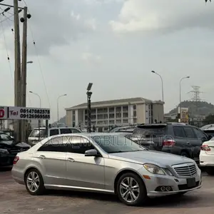 Mercedes-Benz E350 2011 Silver