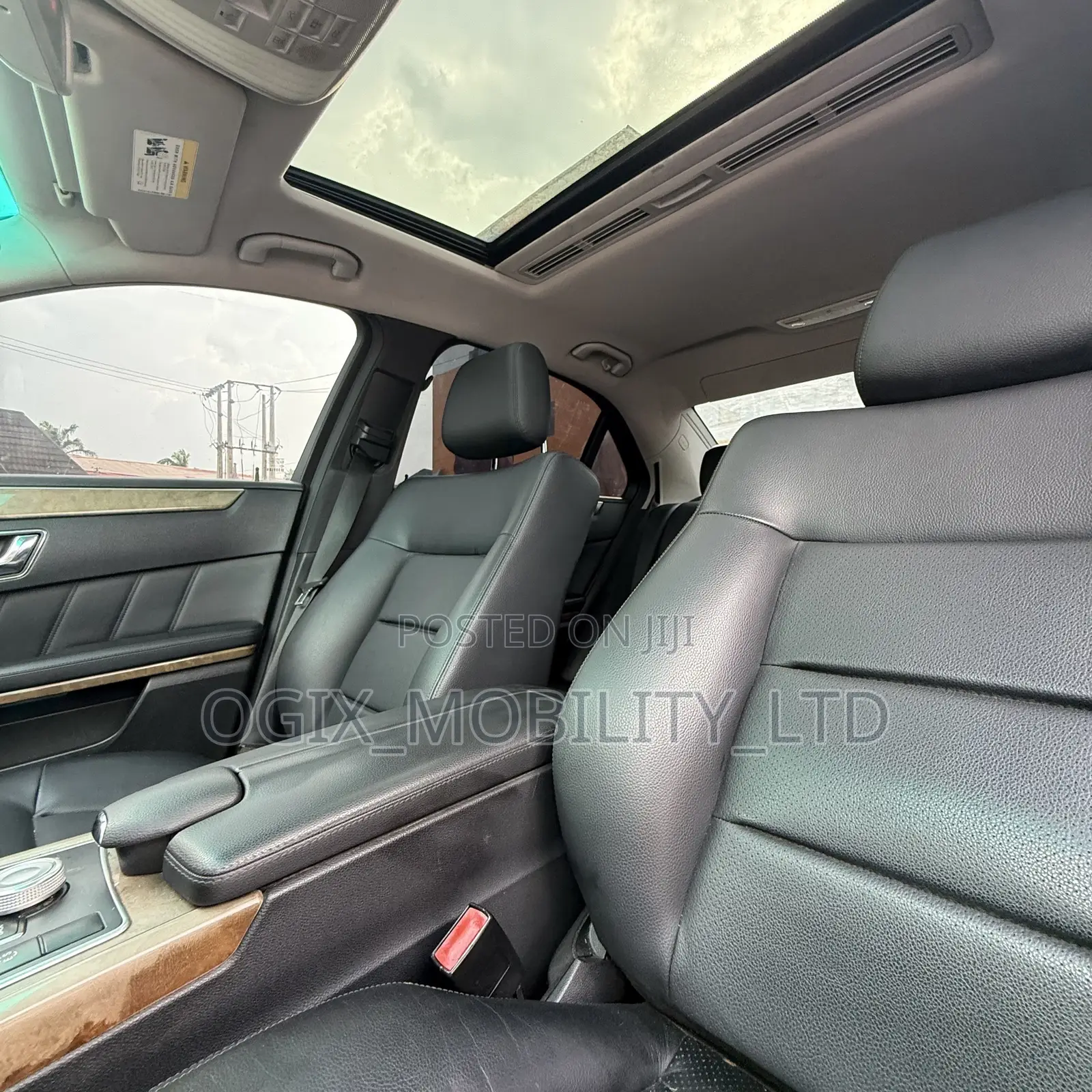 Mercedes-Benz E350 2011 Silver