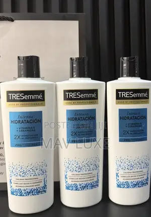 TRESemmé Intensa HIDRATACIÓN Conditioner + Vitamina E Y Ceramidas
