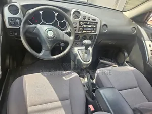 Pontiac Vibe Automatic 2004 Red
