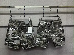 Short Jeans