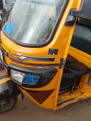 TVS 2025 Yellow