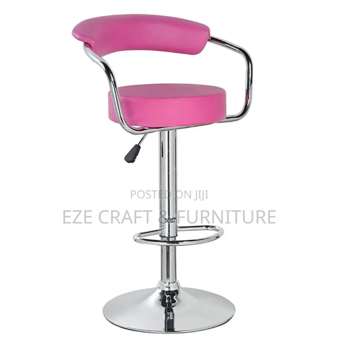 Round Cushion Bar Stool