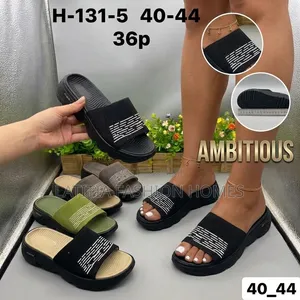 Unisex Platform Slides – Stylish Casual Slippers, Sizes 40–44