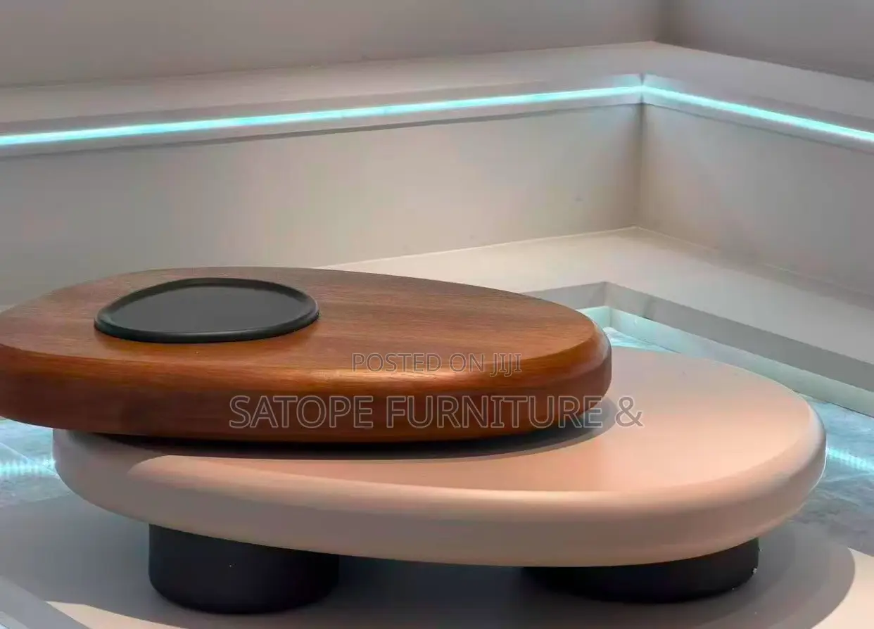 Quality Magic Center Table