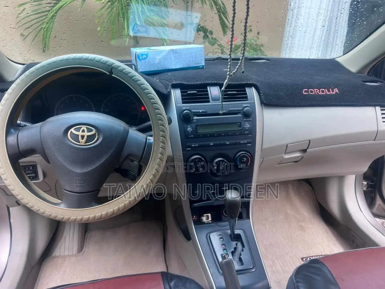 Toyota Corolla 2009 Gold