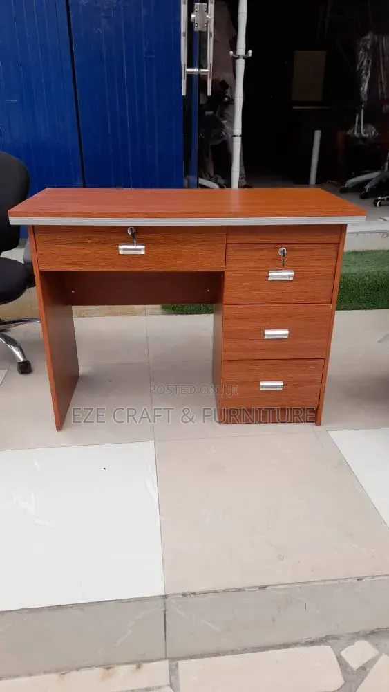 3feet HDF Office Table