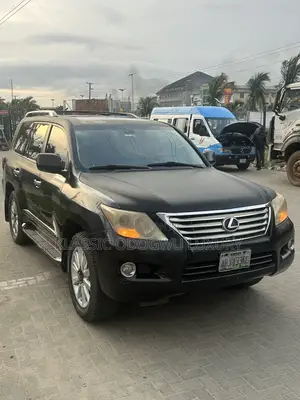 Lexus LX 570 2010 Black